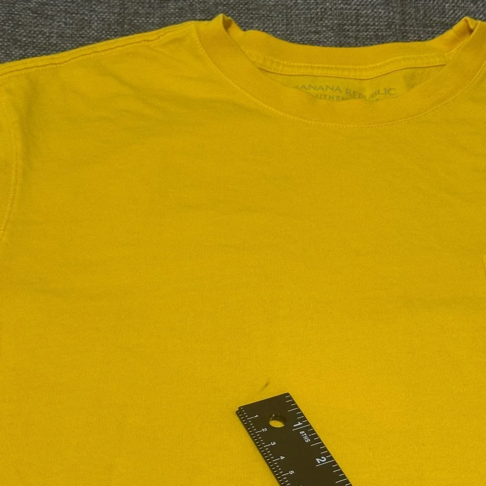 Banana Republic Men's‎ L Authentic Tee